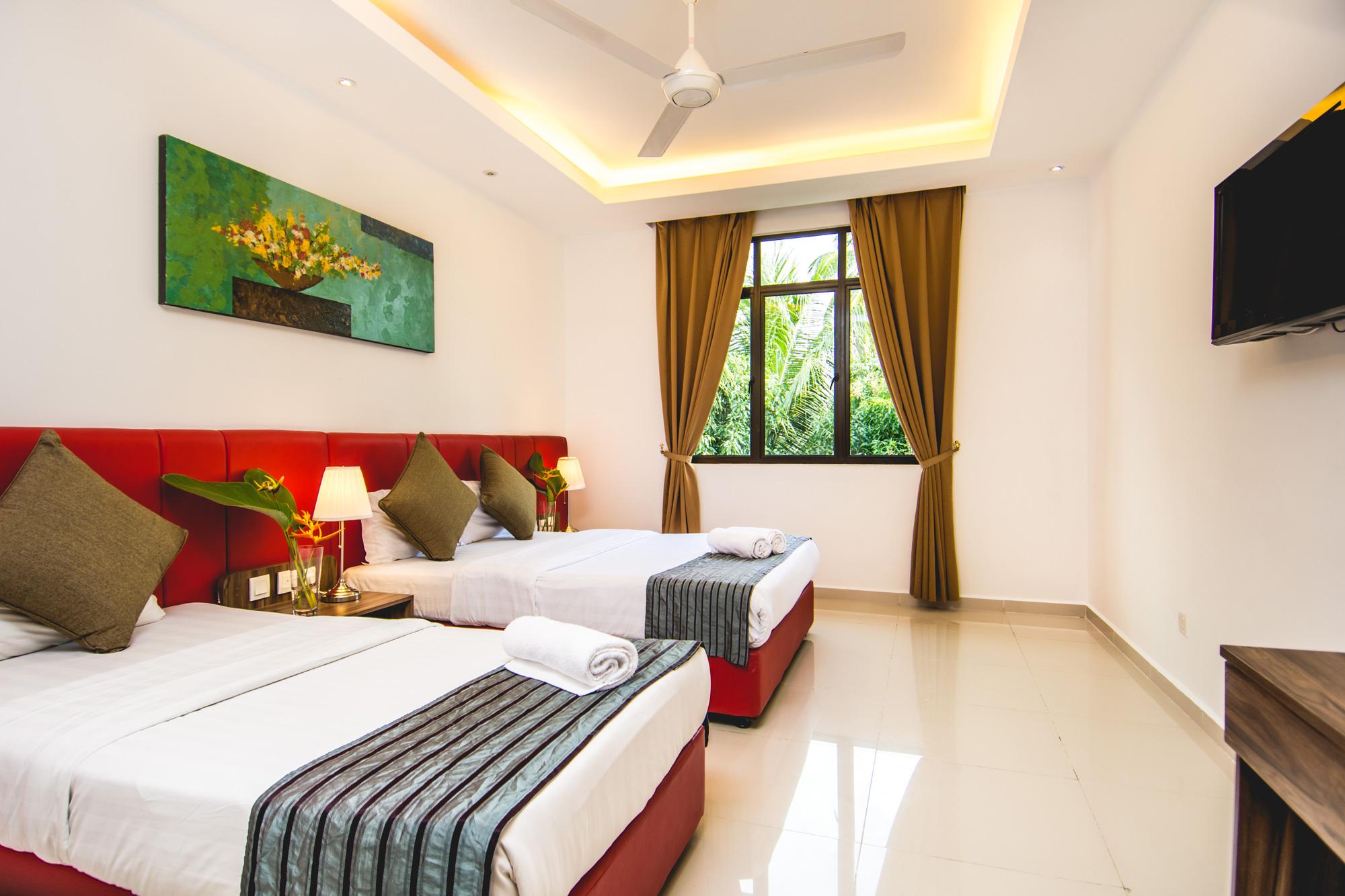 Alia Residence Business Resort Padang Mat Sirat Exterior foto