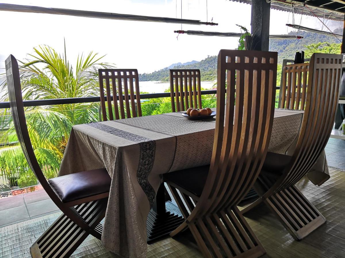 Alia Residence Business Resort Padang Mat Sirat Exterior foto
